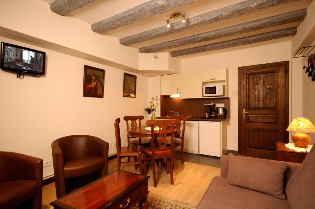 La Cour Du Bailli Suites & Spa Bergheim Δωμάτιο φωτογραφία